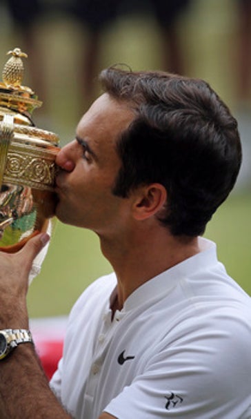 Federer tells AP he 'can't think too far ahead' nowadays